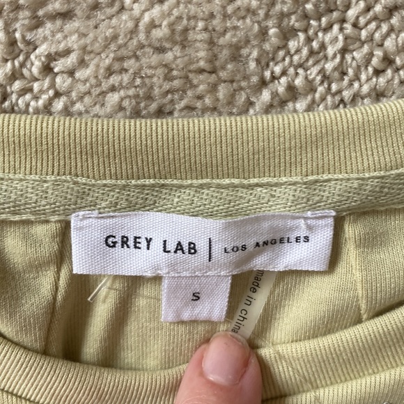Grey Lab top - Picture 2 of 4